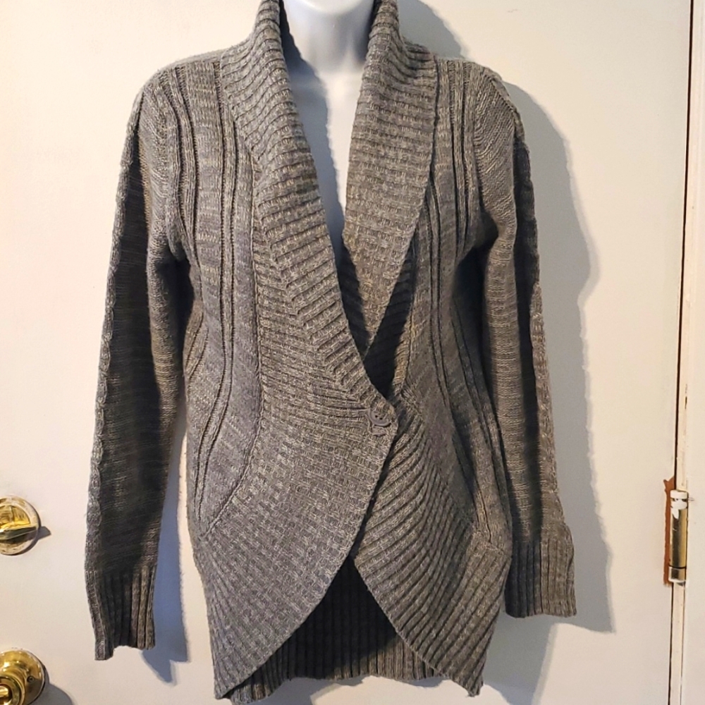 Grey comfy and stylish sweater